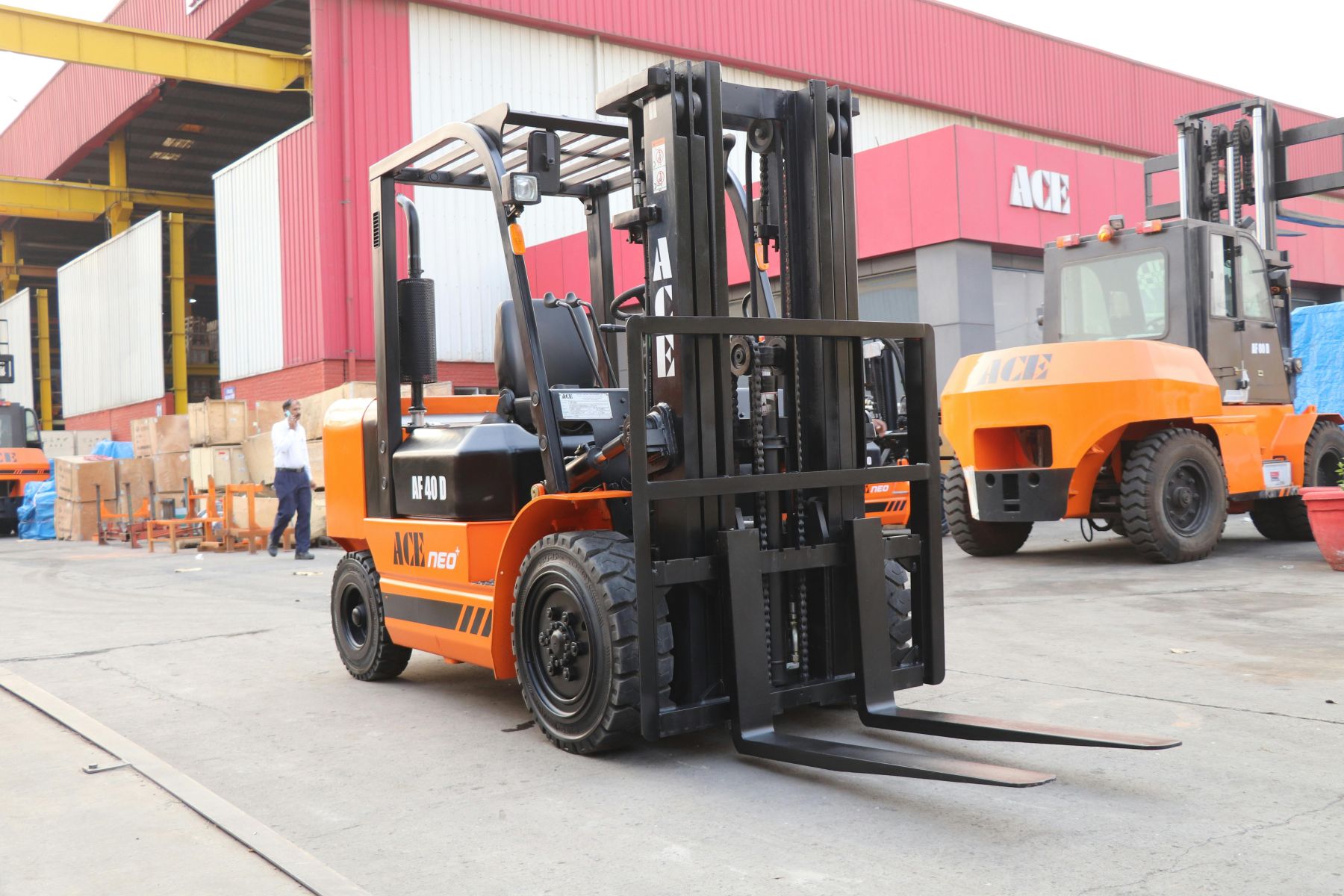 Sistem Forklift Teknik Servis